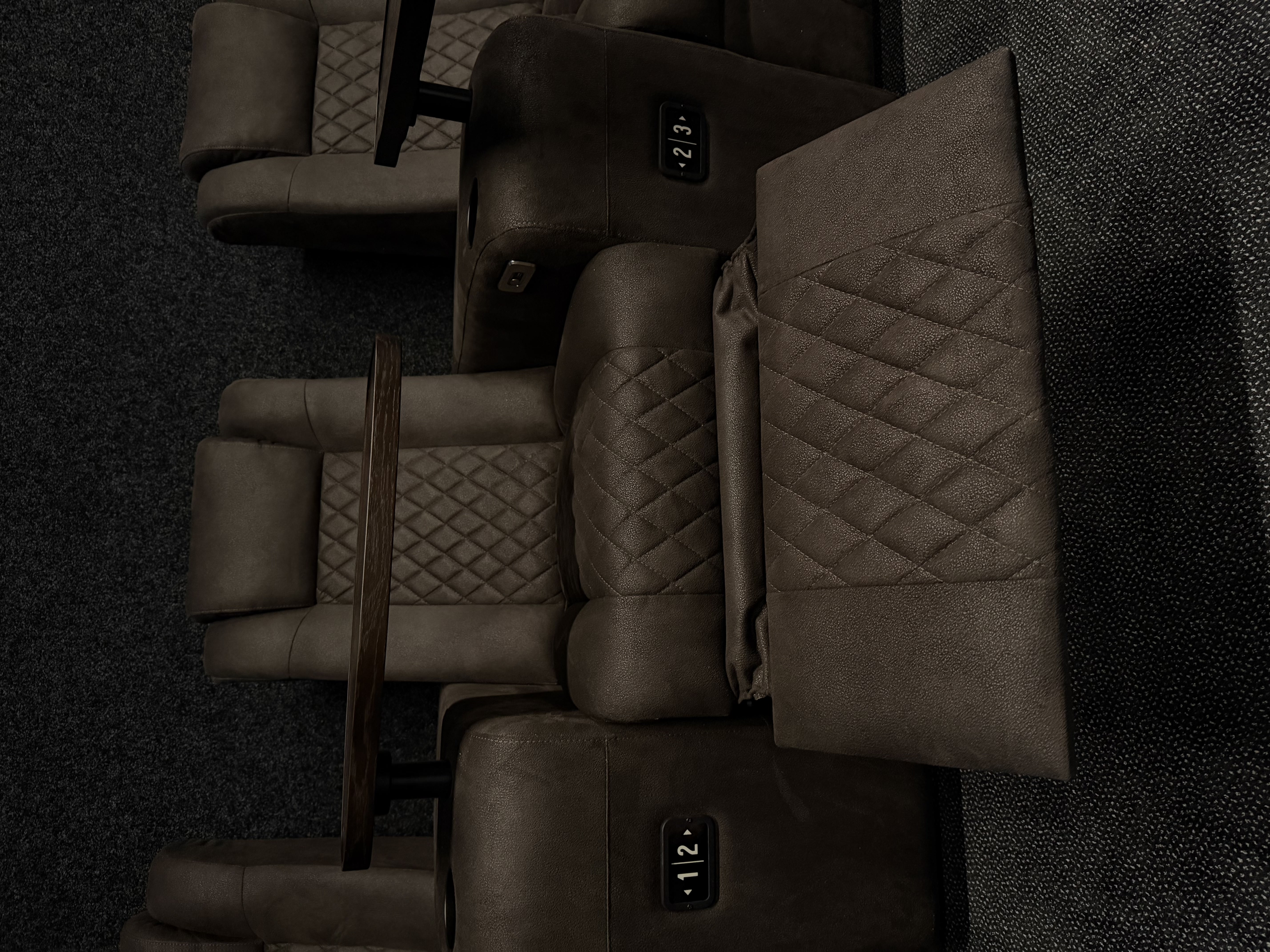 VIP — крісла Lux — NeoScala